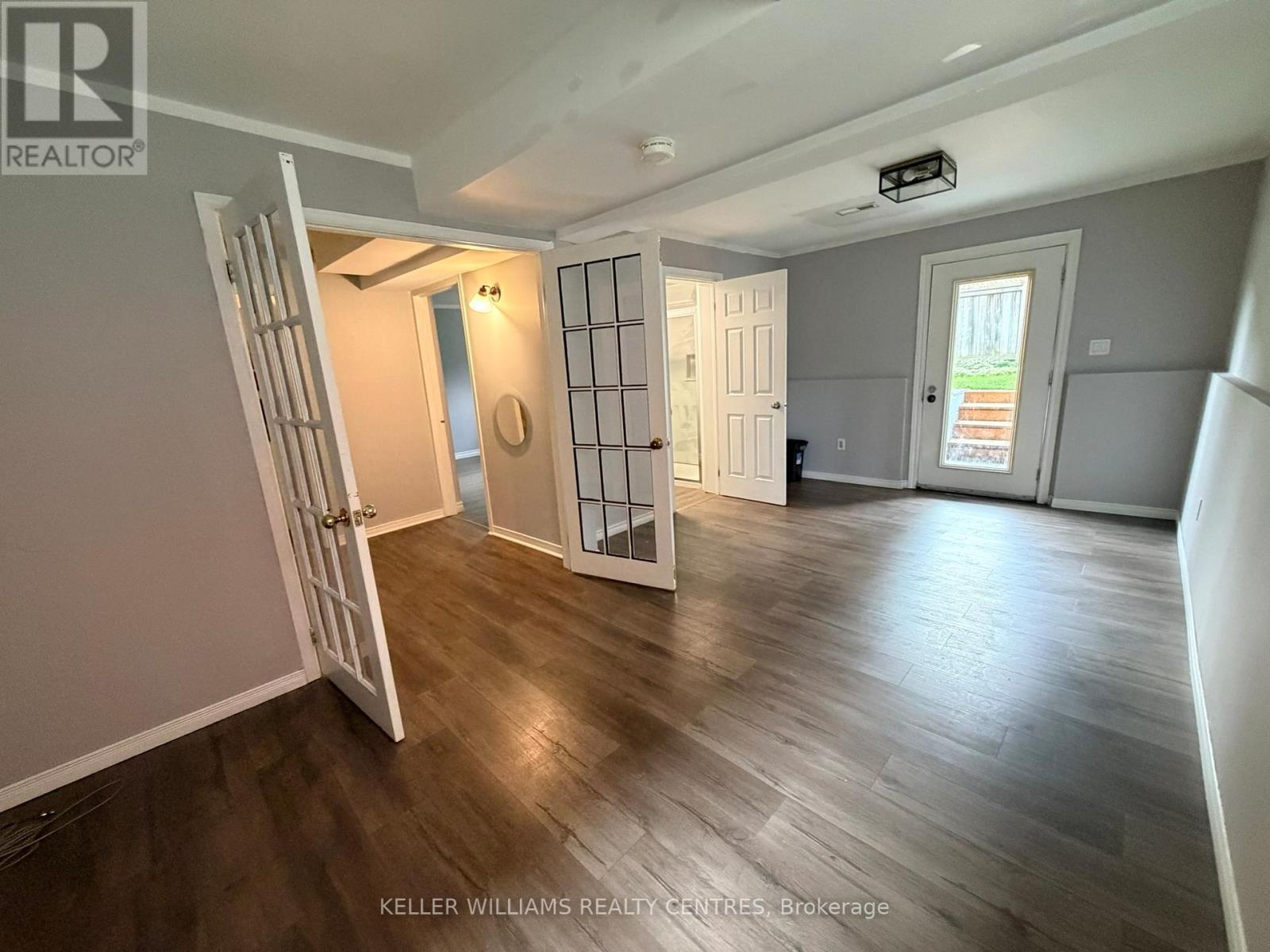 Lower - 51 Mcdougall Drive, Barrie, Ontario  L4N 7H7 - Photo 2 - S12452719