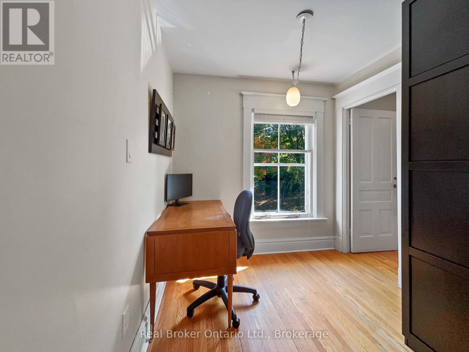 65 Forbes Avenue, Guelph, Ontario  N1G 1G5 - Photo 25 - X12452771