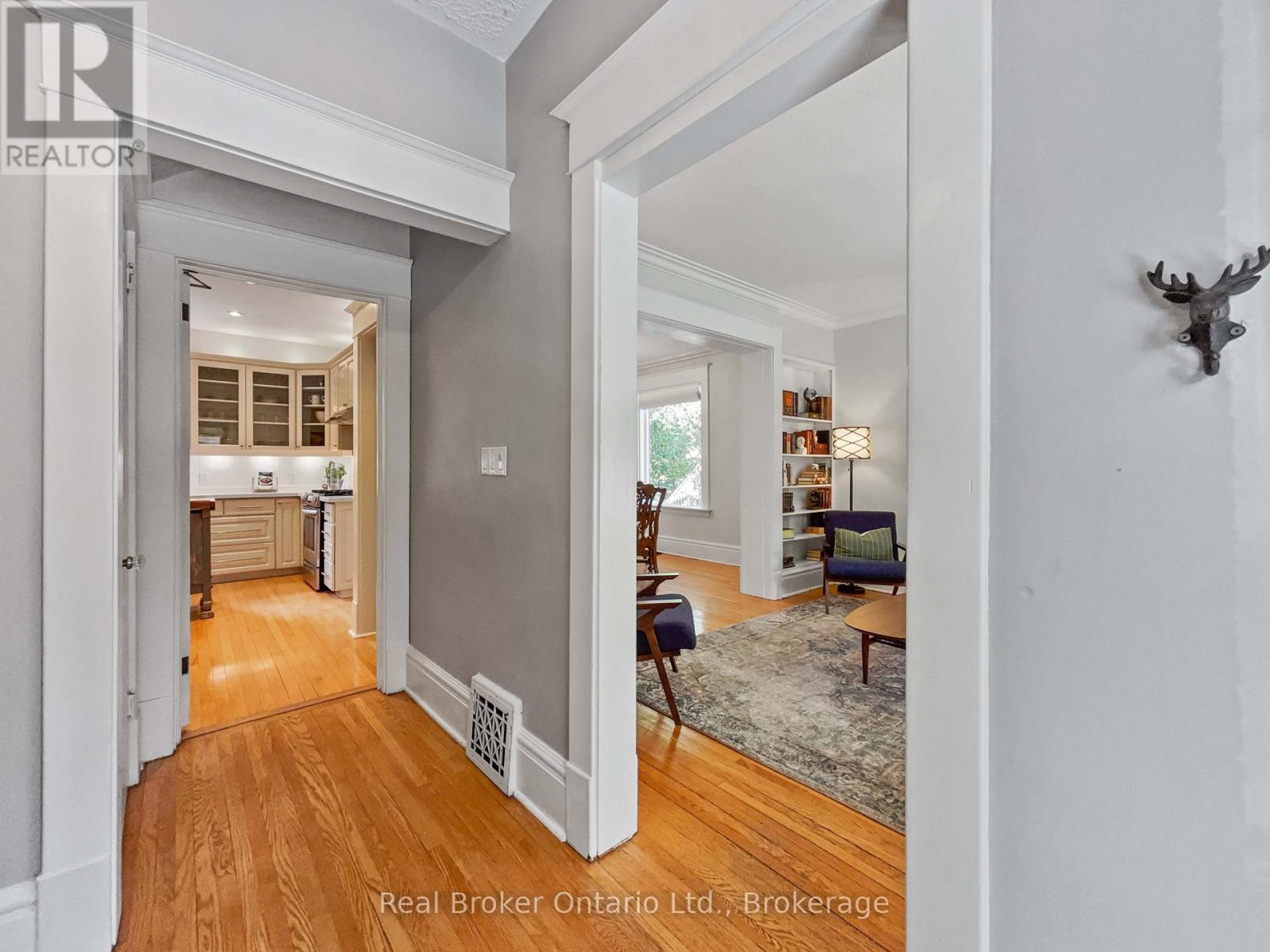 65 Forbes Avenue, Guelph, Ontario  N1G 1G5 - Photo 35 - X12452771