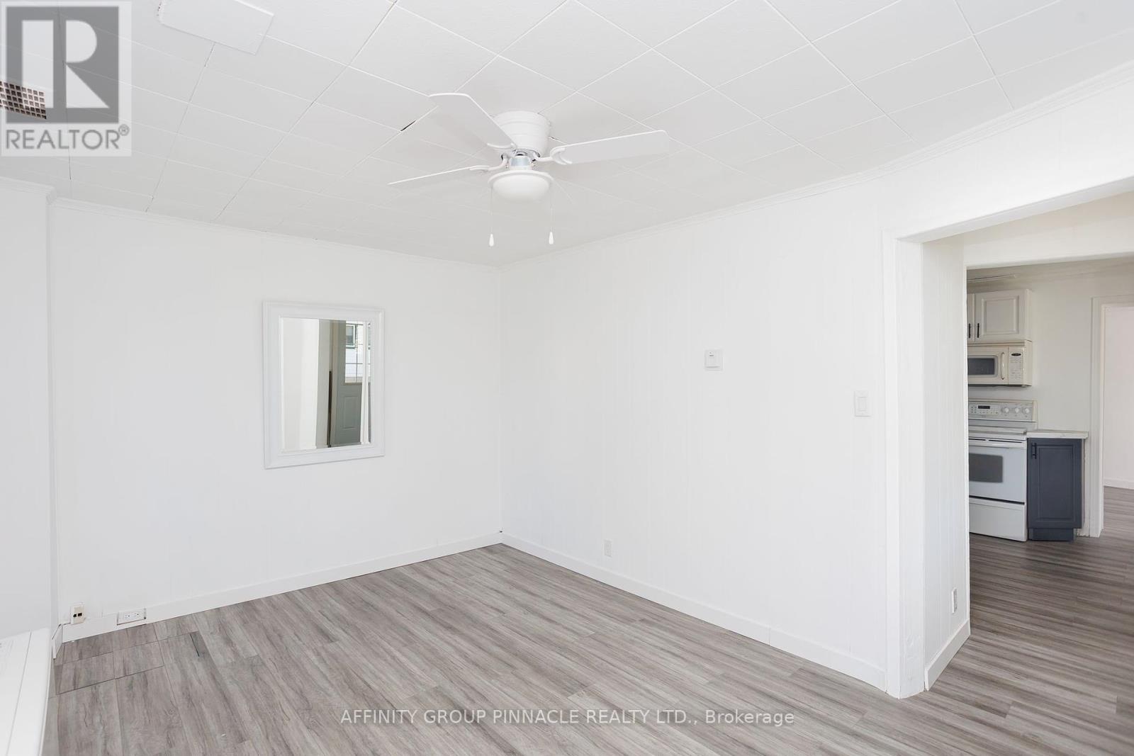 6 Duke Street, Kawartha Lakes, Ontario  K9V 2K4 - Photo 10 - X12452788