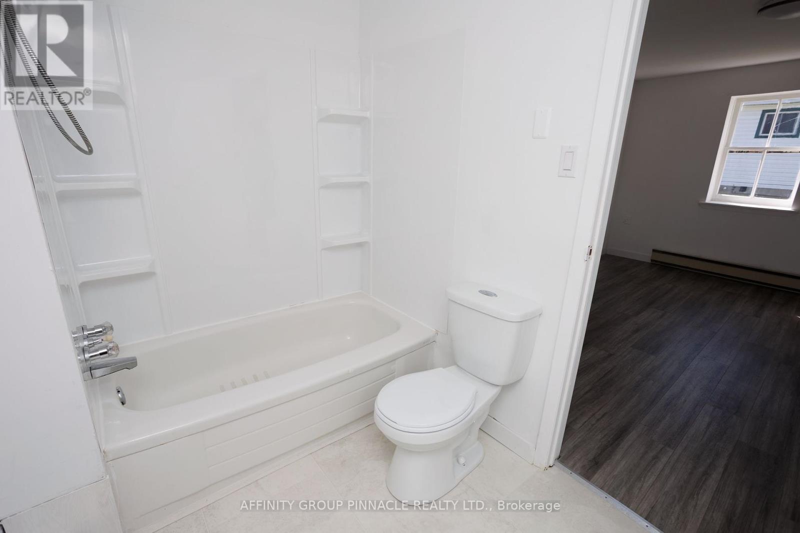 6 Duke Street, Kawartha Lakes, Ontario  K9V 2K4 - Photo 22 - X12452788