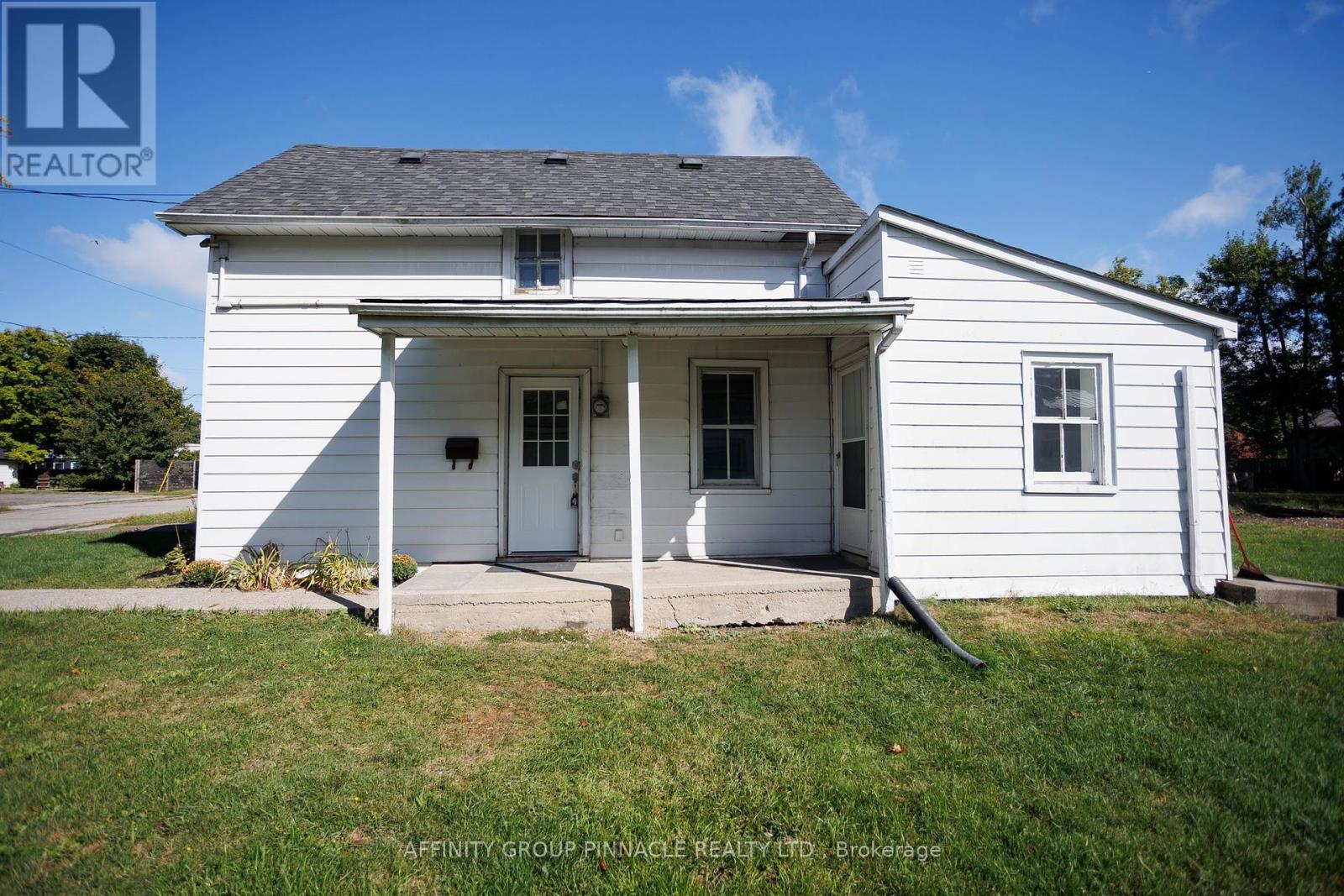 6 Duke Street, Kawartha Lakes, Ontario  K9V 2K4 - Photo 4 - X12452788