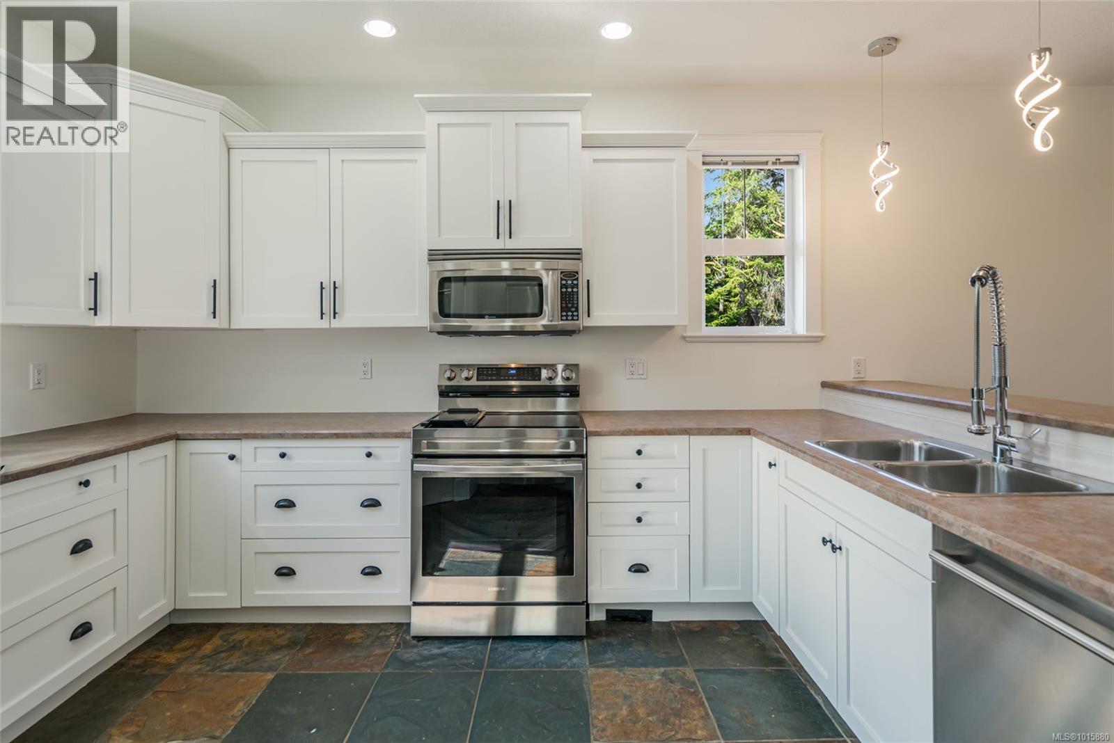 1075 Cinnamon Sedge Way, Nanoose Bay, British Columbia  V9P 9L3 - Photo 32 - 1015880