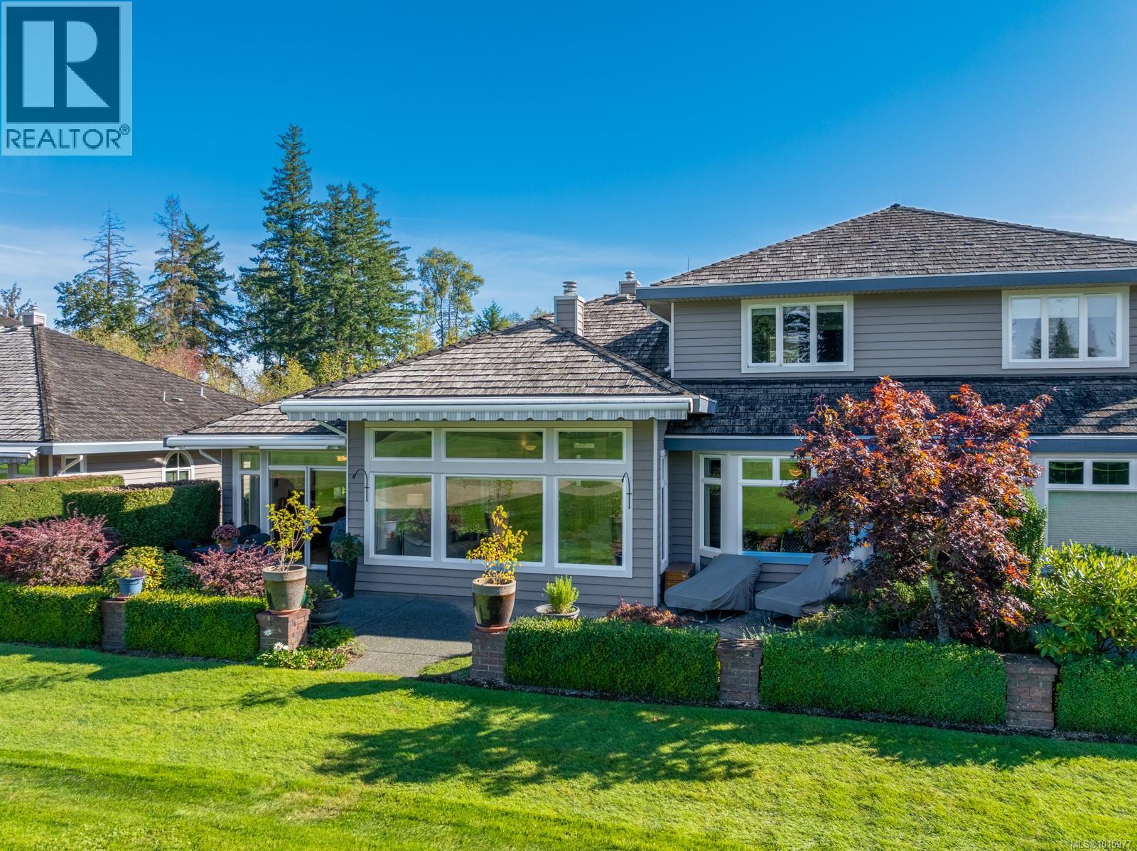 353 3399 Crown Isle Dr, Courtenay, British Columbia  V9N 9X7 - Photo 4 - 1015977
