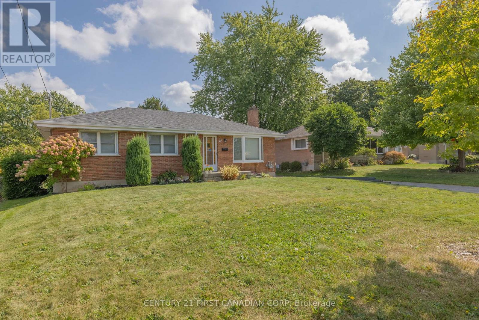 460 Beachwood Avenue, London South, Ontario  N6J 3K1 - Photo 28 - X12452782