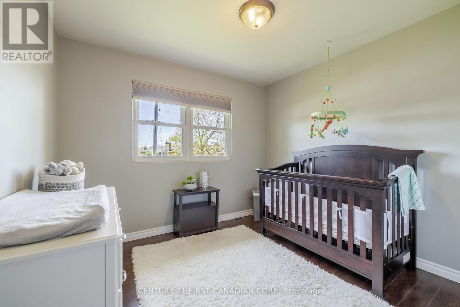 460 Beachwood Avenue, London South, Ontario  N6J 3K1 - Photo 29 - X12452782