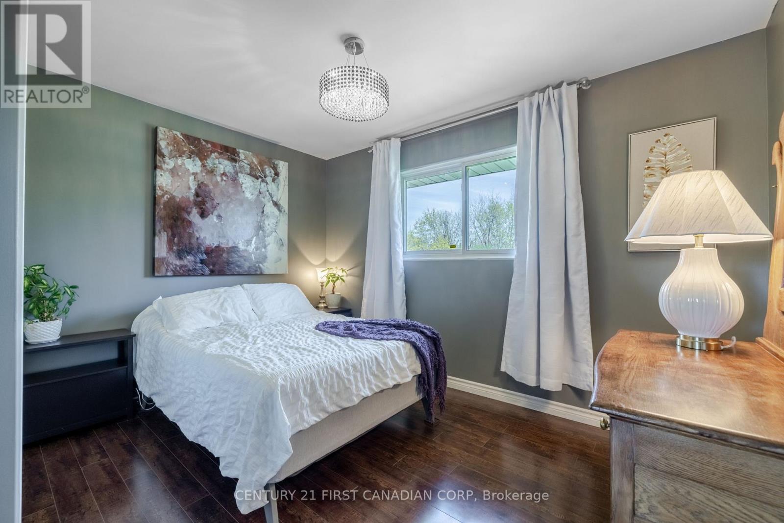 460 Beachwood Avenue, London South, Ontario  N6J 3K1 - Photo 33 - X12452782