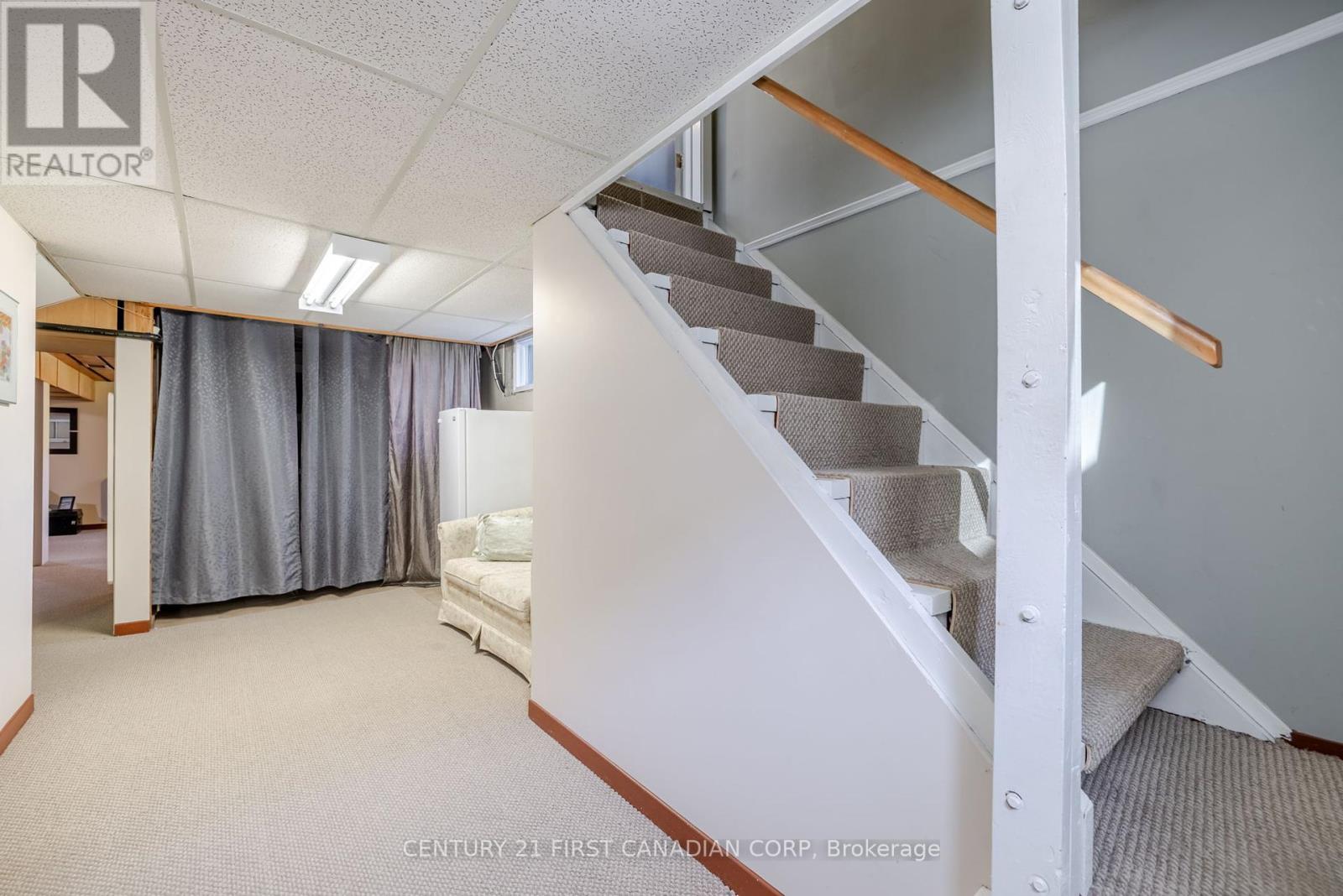 460 Beachwood Avenue, London South, Ontario  N6J 3K1 - Photo 37 - X12452782