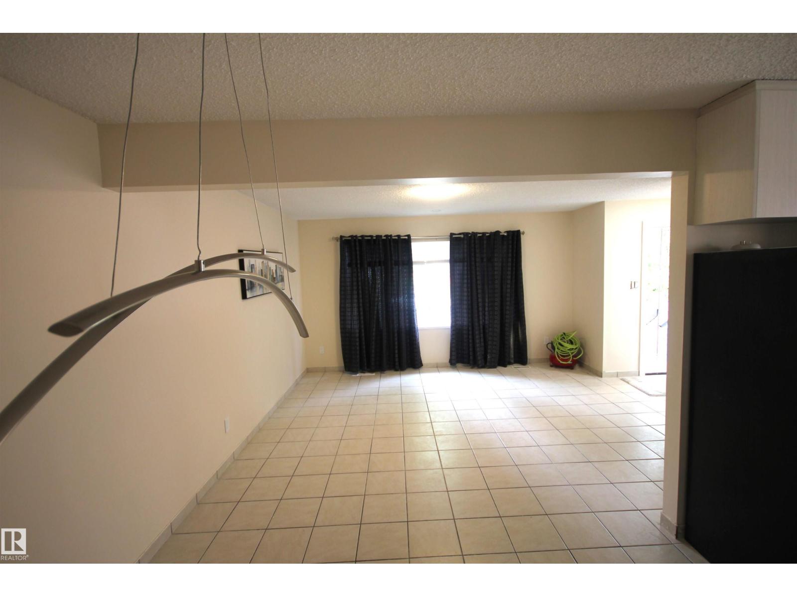12907 & 12909 123 St Nw, Edmonton, Alberta  T5L 0A7 - Photo 3 - E4461367