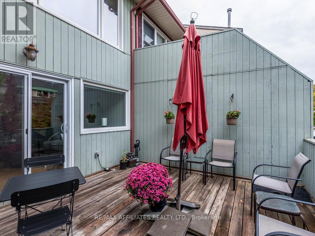 203 Booth Street, Ottawa, Ontario  K1R 7V4 - Photo 12 - X12452787