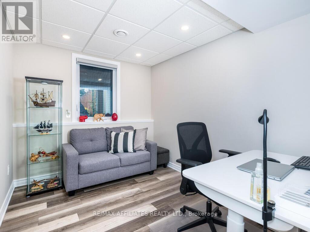 203 Booth Street, Ottawa, Ontario  K1R 7V4 - Photo 6 - X12452787