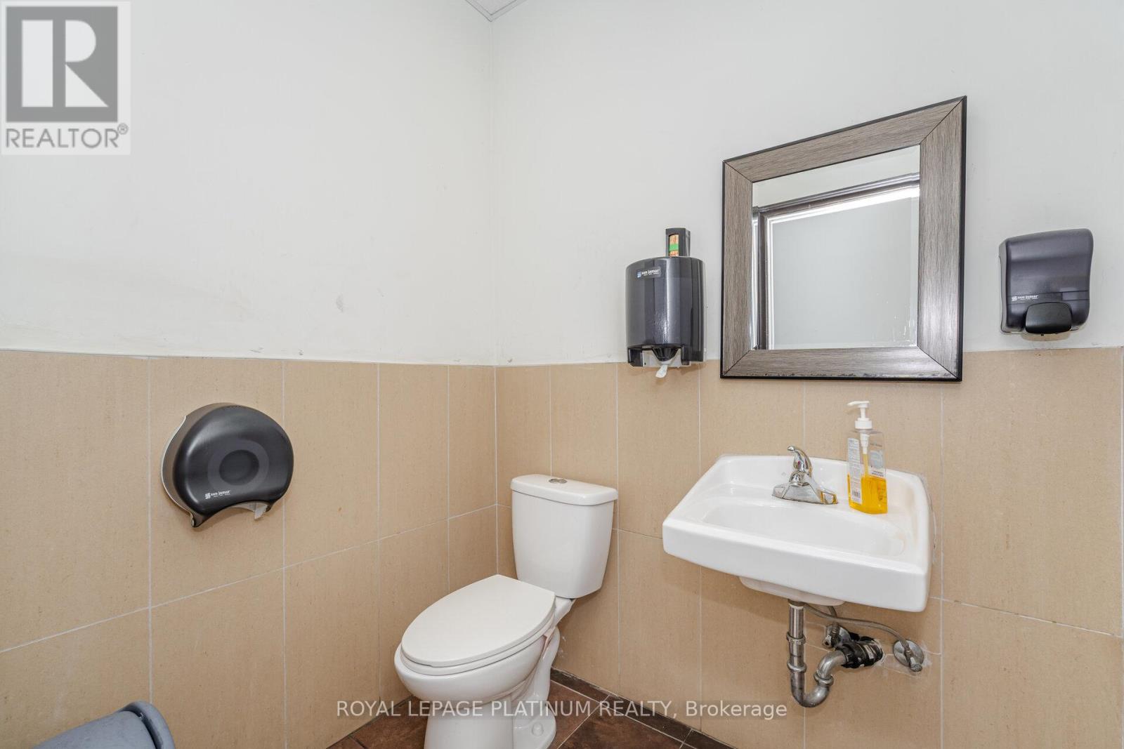9 - 4525 Ebenezer Road, Brampton (Bram East), Ontario  L6P 2K8 - Photo 18 - W12452649