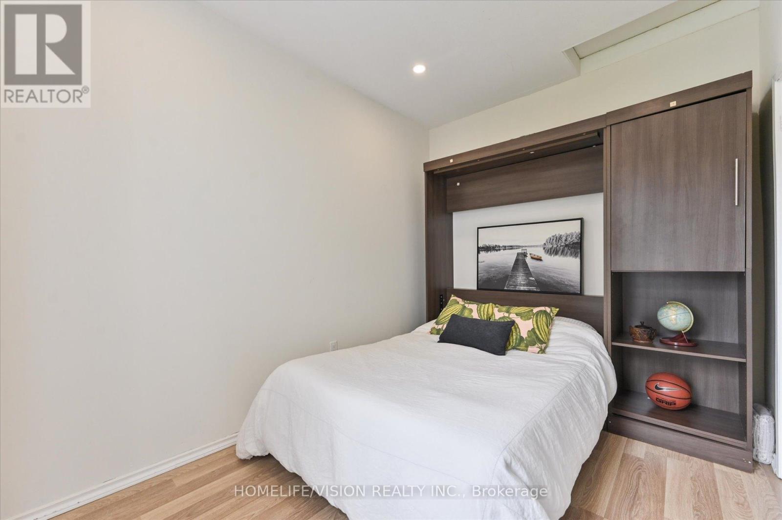 406 Nairn Avenue, Toronto, Ontario  M6E 4J3 - Photo 17 - W12452666