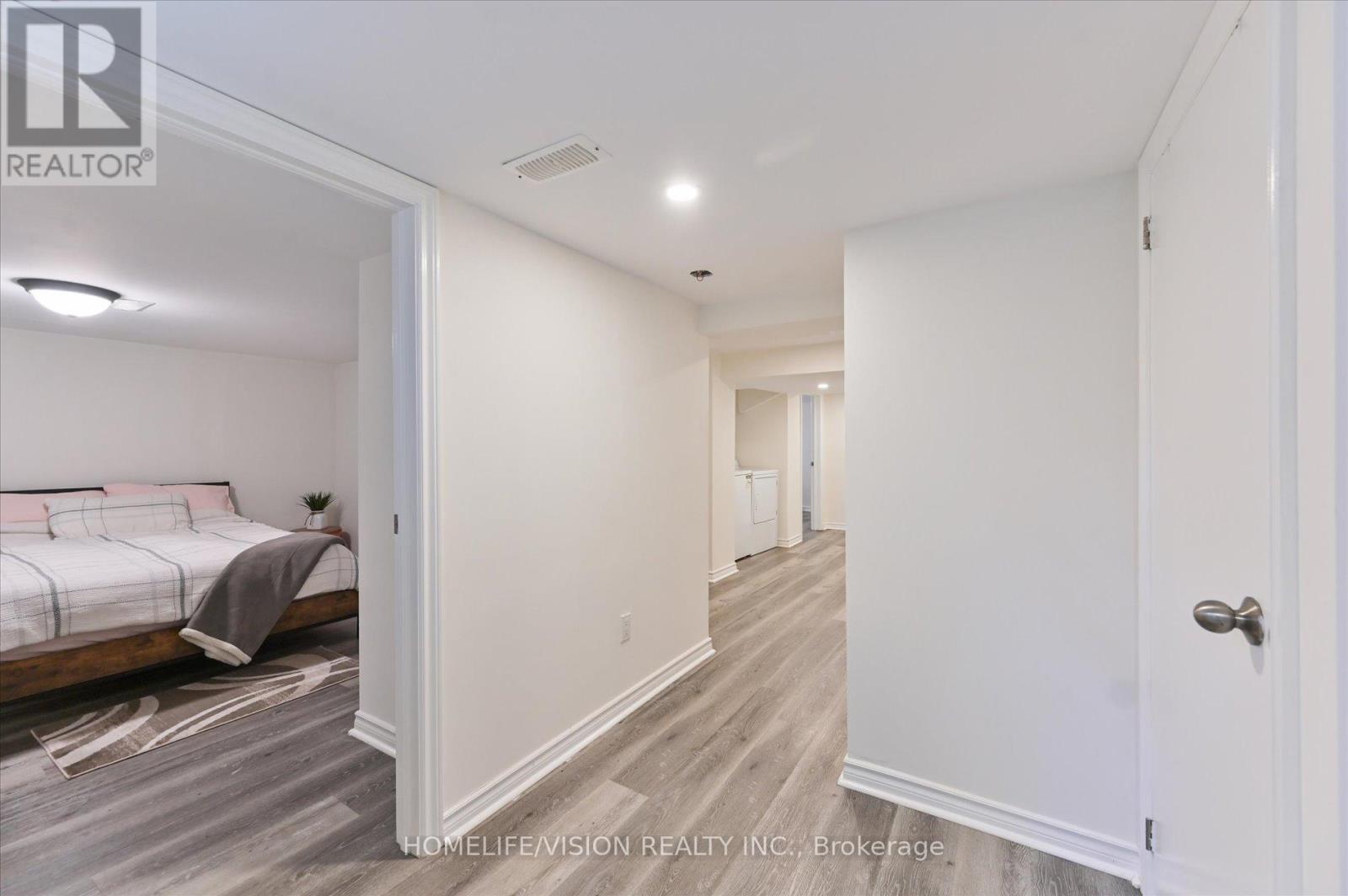 406 Nairn Avenue, Toronto, Ontario  M6E 4J3 - Photo 23 - W12452666