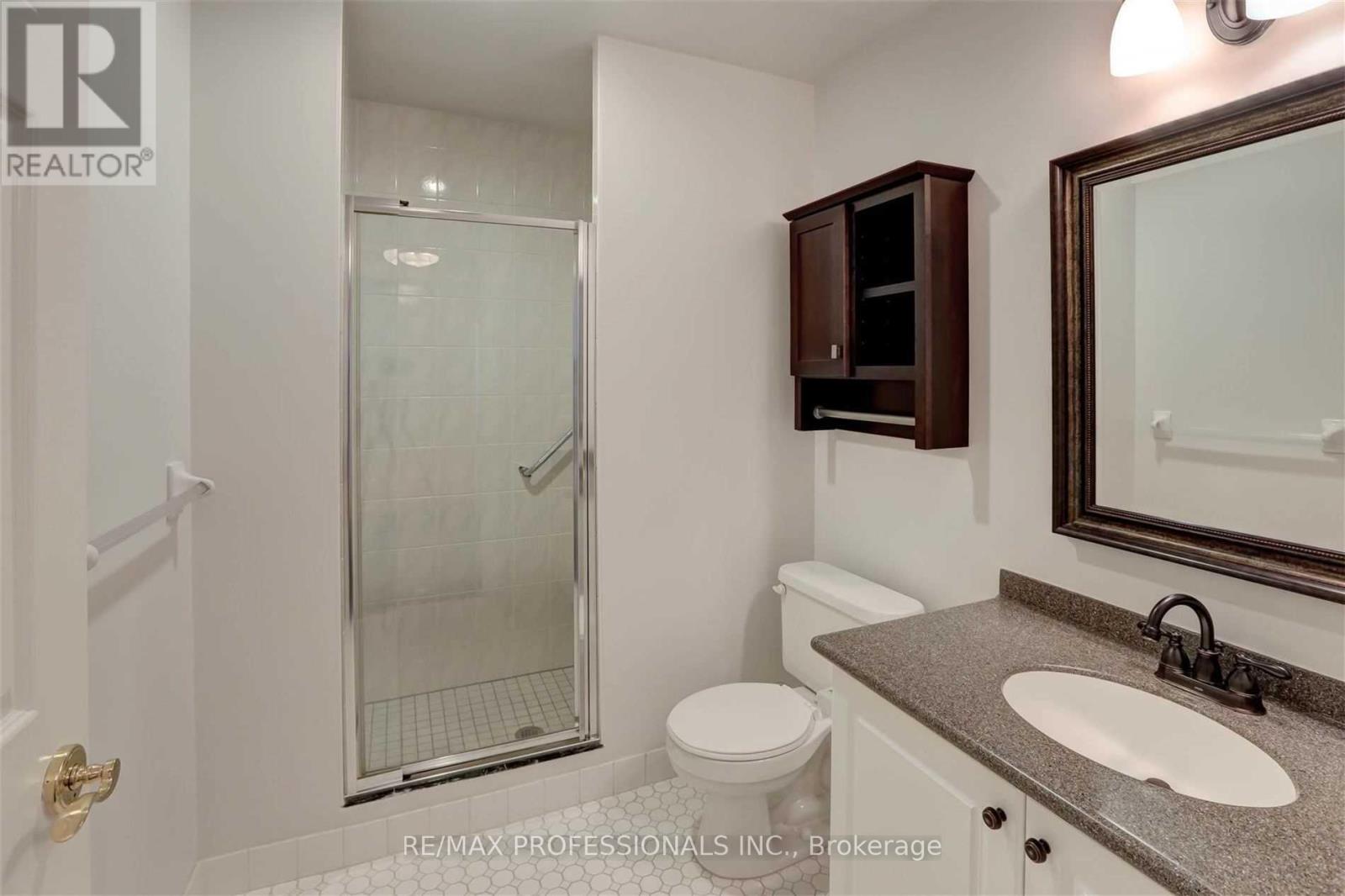 305 - 10 Old Mill Trail, Toronto, Ontario  M8X 2Y9 - Photo 29 - W12452703