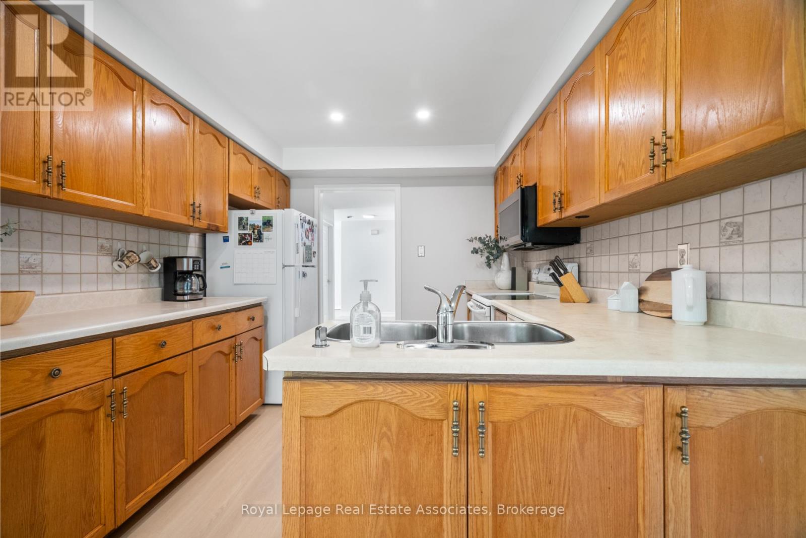 3439 Mulcaster Road, Mississauga, Ontario  L5L 5B1 - Photo 19 - W12452705