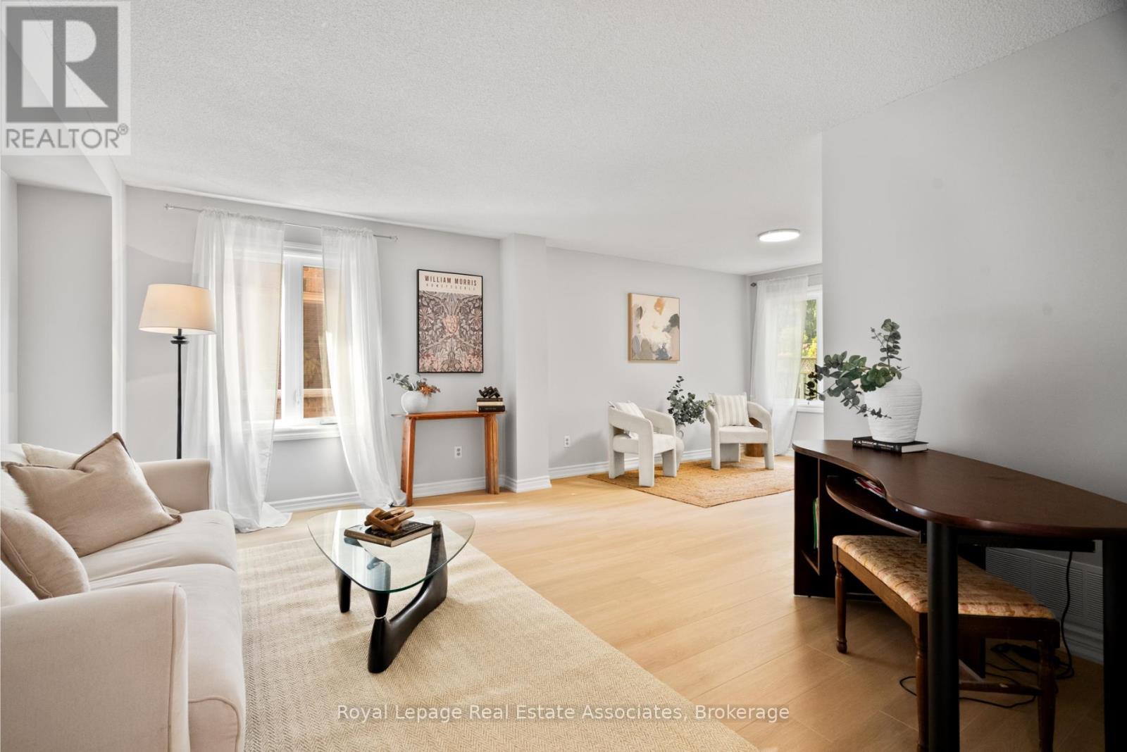 3439 Mulcaster Road, Mississauga, Ontario  L5L 5B1 - Photo 4 - W12452705