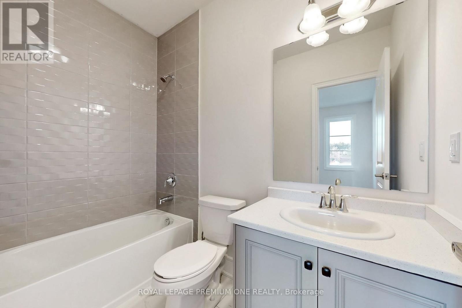 44 James Walker Avenue, Caledon (Caledon East), Ontario  L7C 1R5 - Photo 33 - W12452715