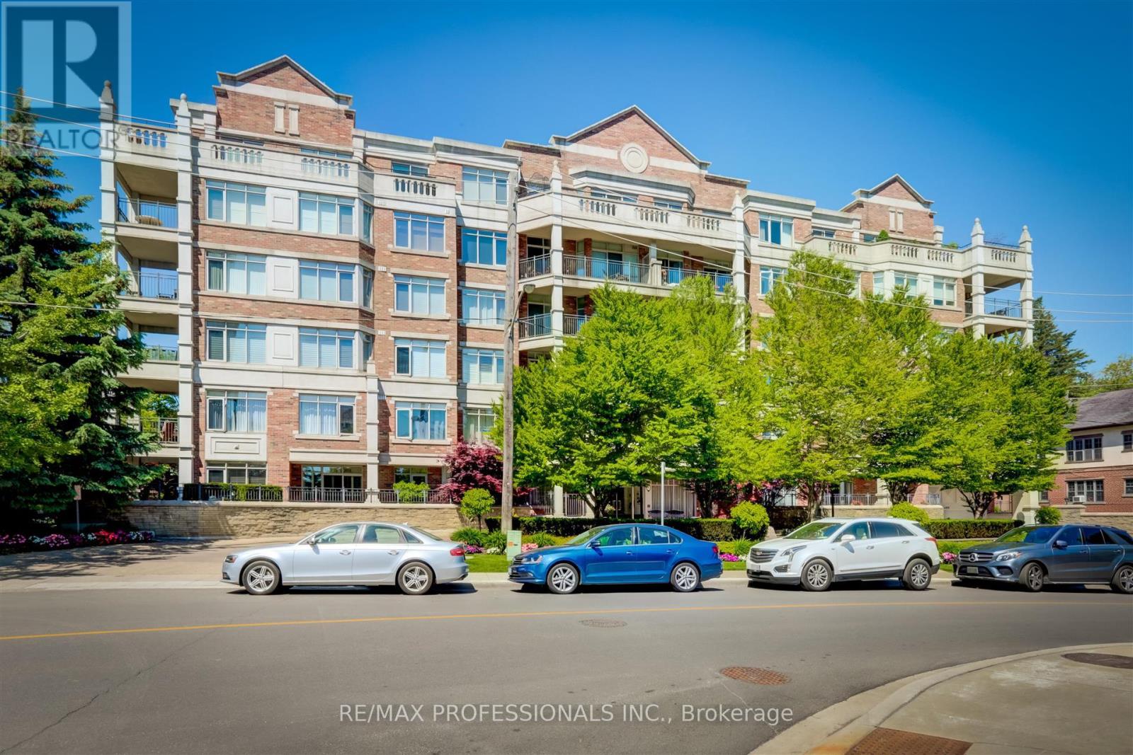 503 - 12 Old Mill Trail, Toronto, Ontario  M8X 2Z4 - Photo 1 - W12452729