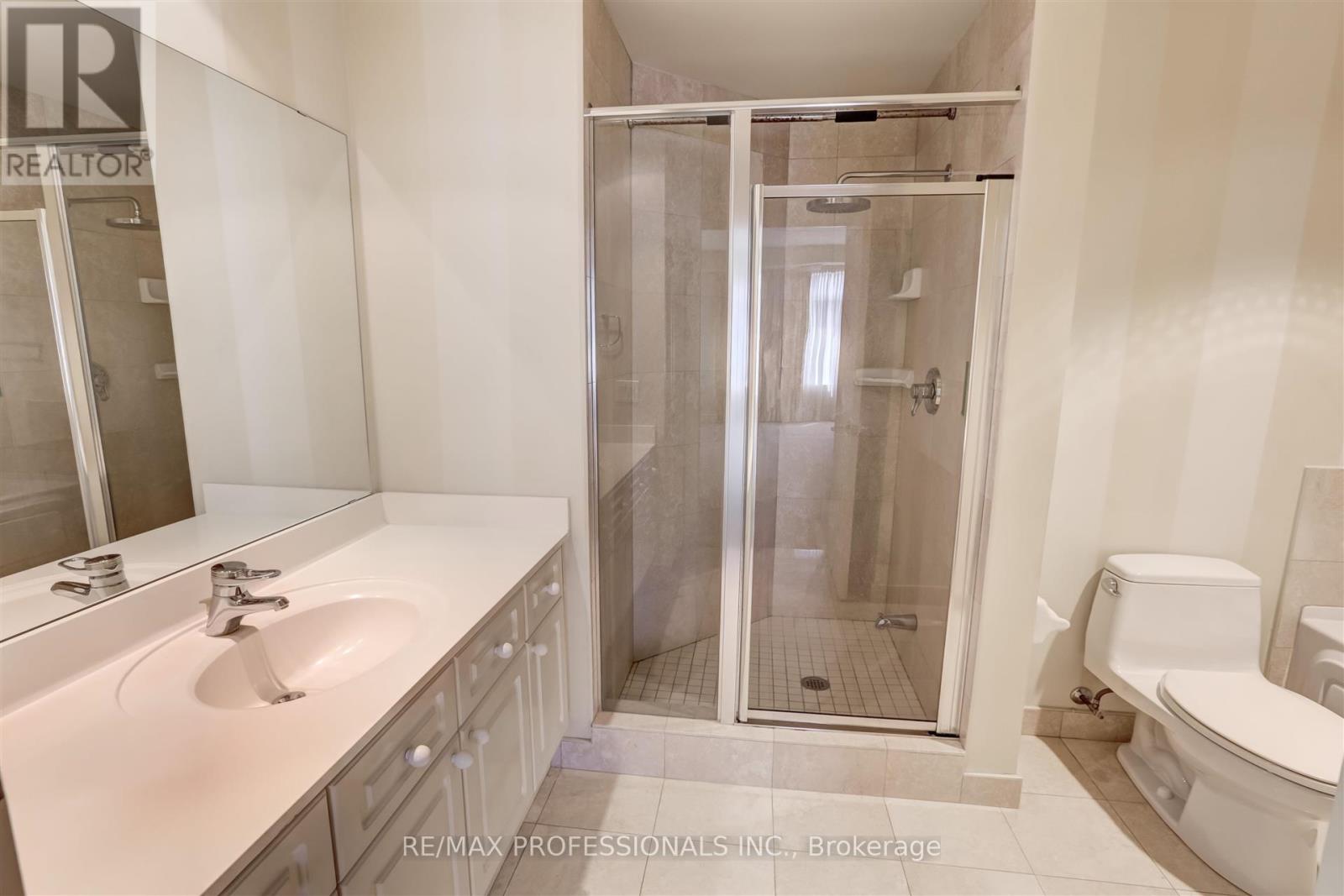 503 - 12 Old Mill Trail, Toronto, Ontario  M8X 2Z4 - Photo 13 - W12452729