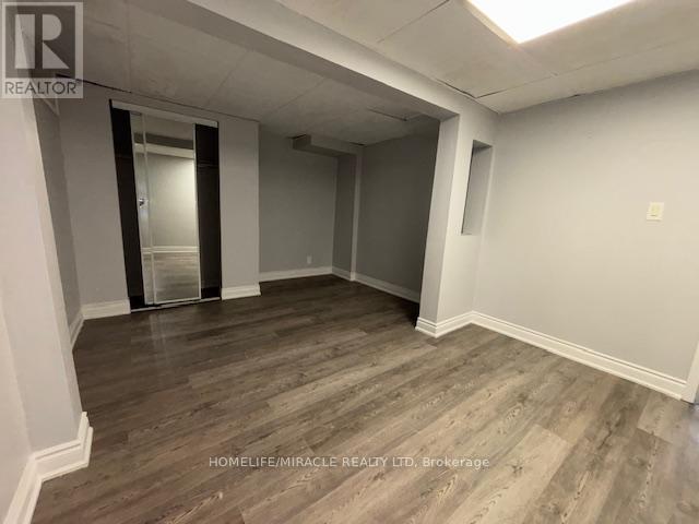 62 Cannon Crescent, Brampton, Ontario  L6Y 4L7 - Photo 1 - W12452731