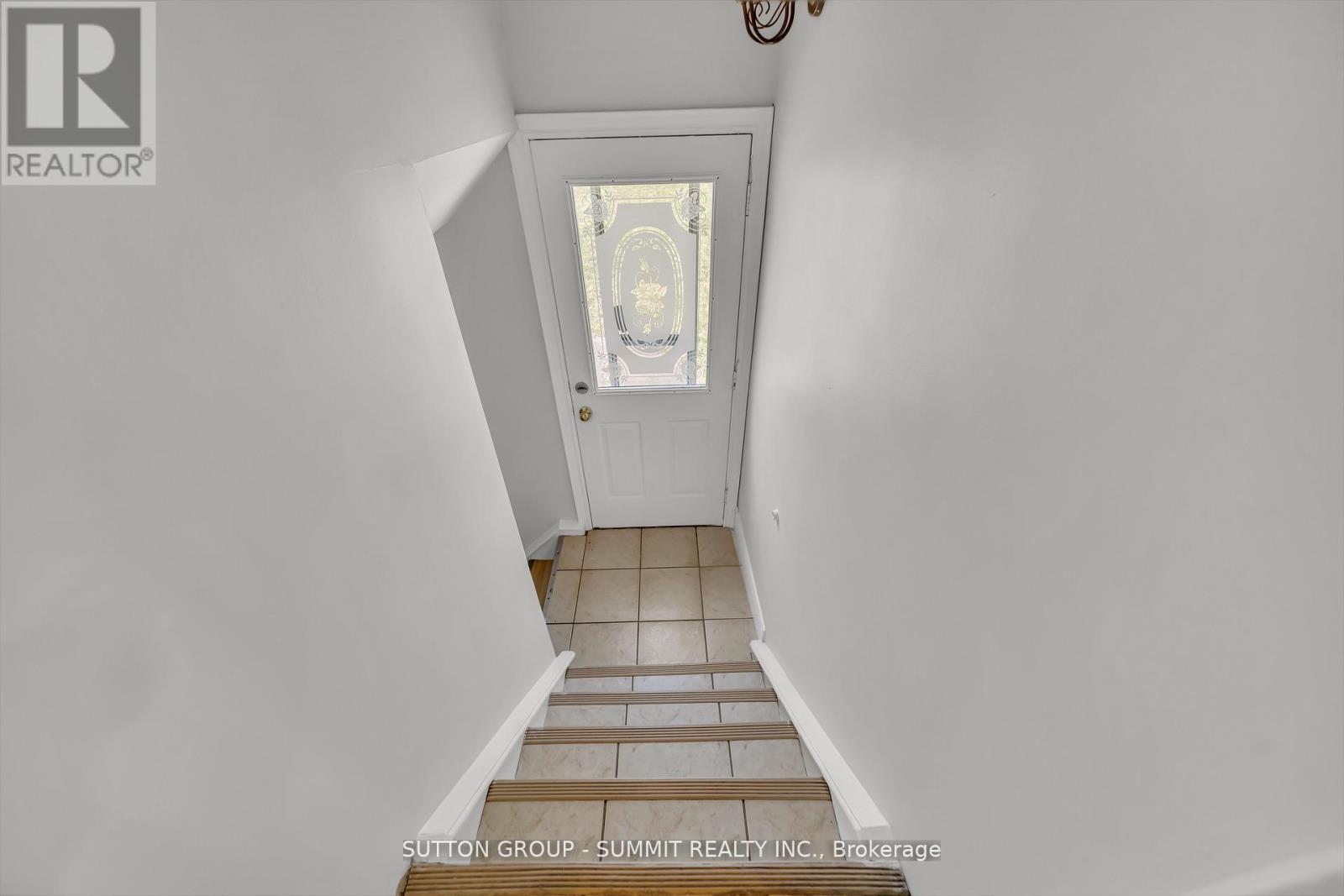 465 Seaton Drive, Oakville, Ontario  L5L 3Y3 - Photo 31 - W12452739