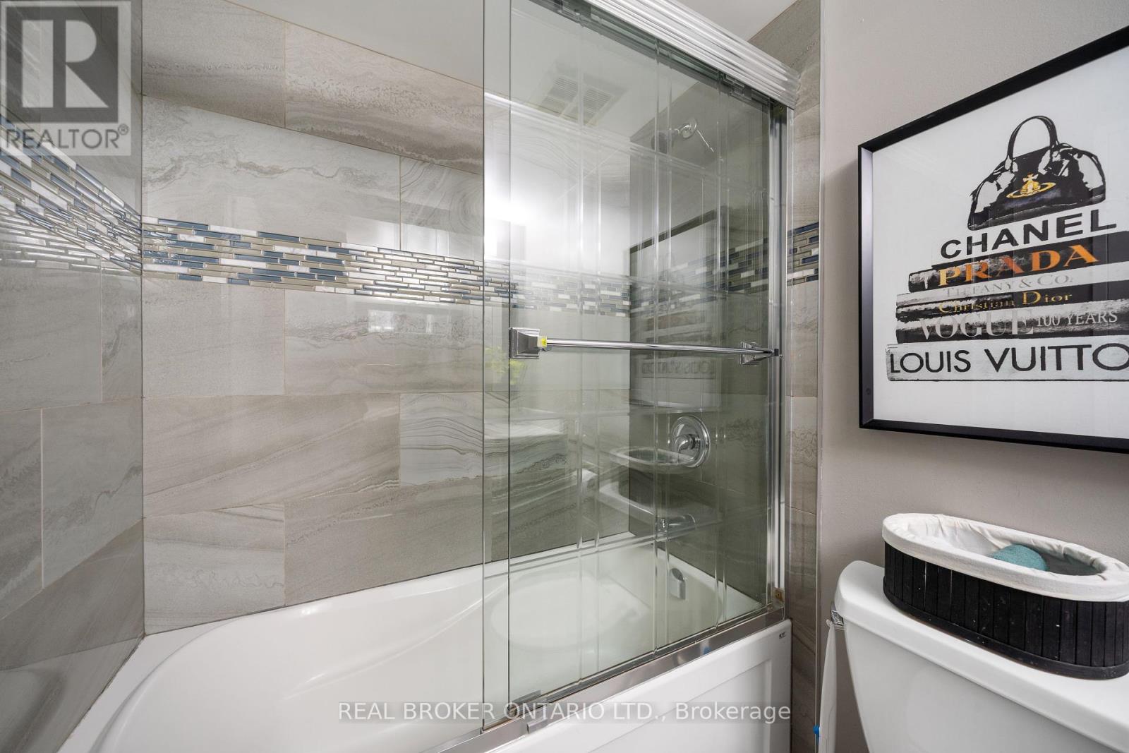 1402 - 10 Markbrook Lane, Toronto, Ontario  M9V 5E3 - Photo 17 - W12452740