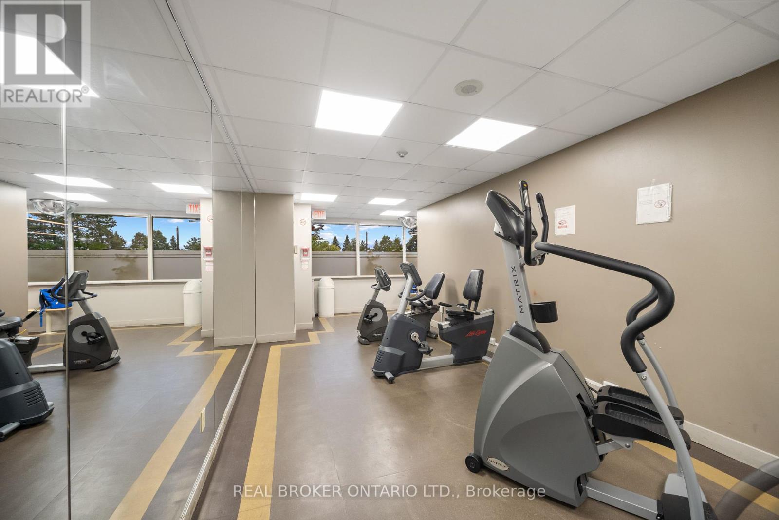 1402 - 10 Markbrook Lane, Toronto, Ontario  M9V 5E3 - Photo 18 - W12452740