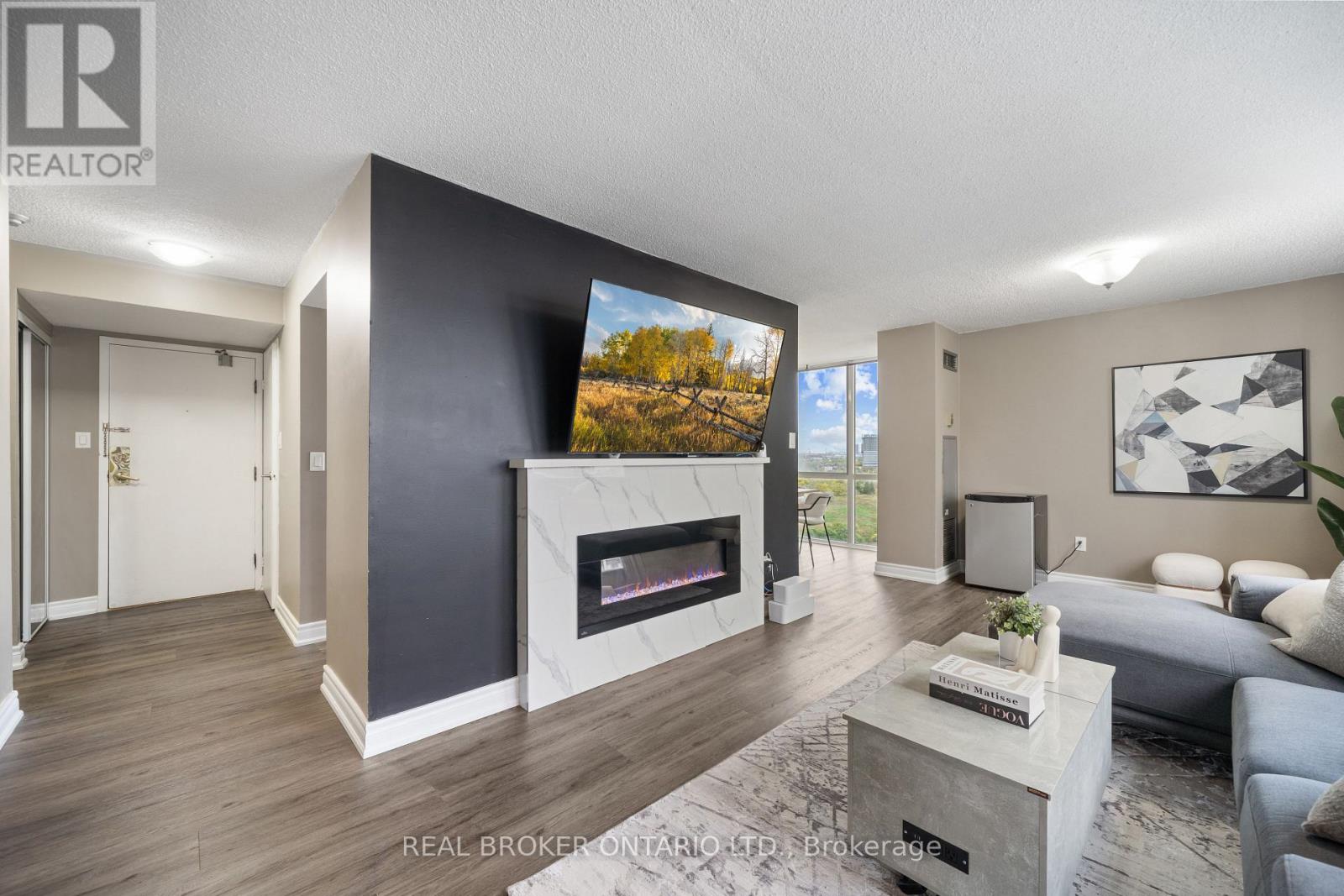 1402 - 10 Markbrook Lane, Toronto, Ontario  M9V 5E3 - Photo 6 - W12452740