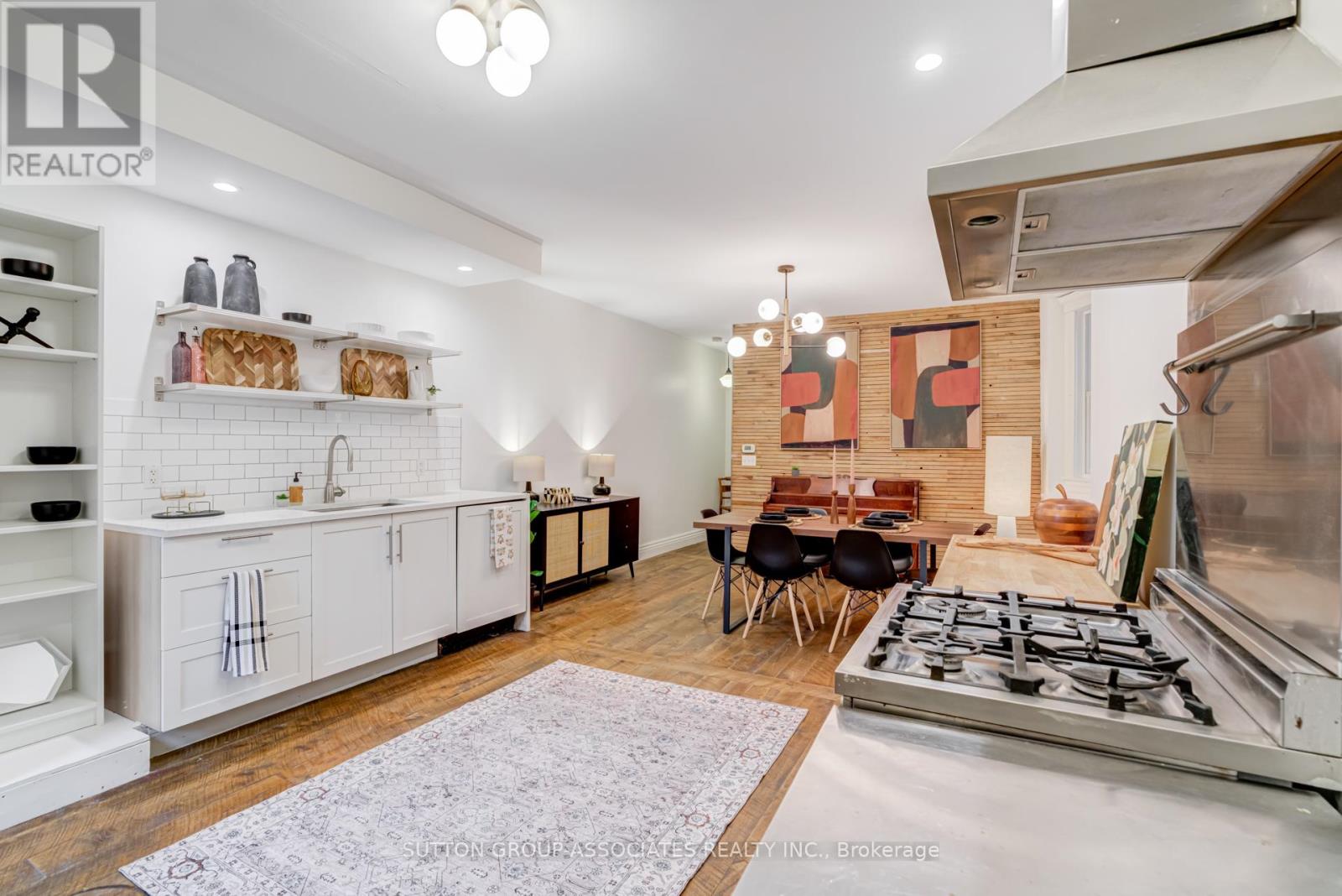 960 Shaw Street, Toronto, Ontario  M6G 3M7 - Photo 13 - W12452746