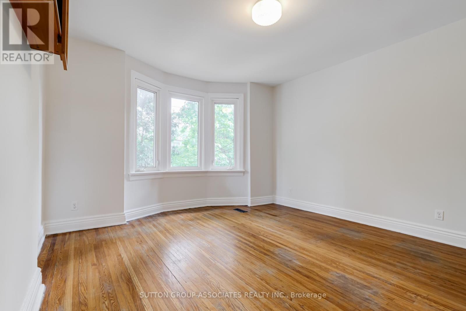 960 Shaw Street, Toronto, Ontario  M6G 3M7 - Photo 20 - W12452746