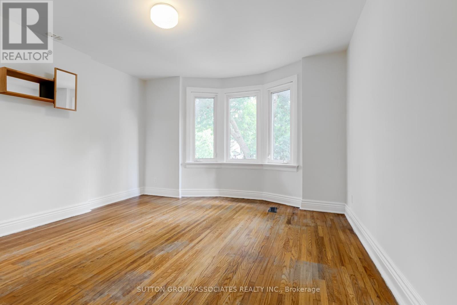 960 Shaw Street, Toronto, Ontario  M6G 3M7 - Photo 22 - W12452746