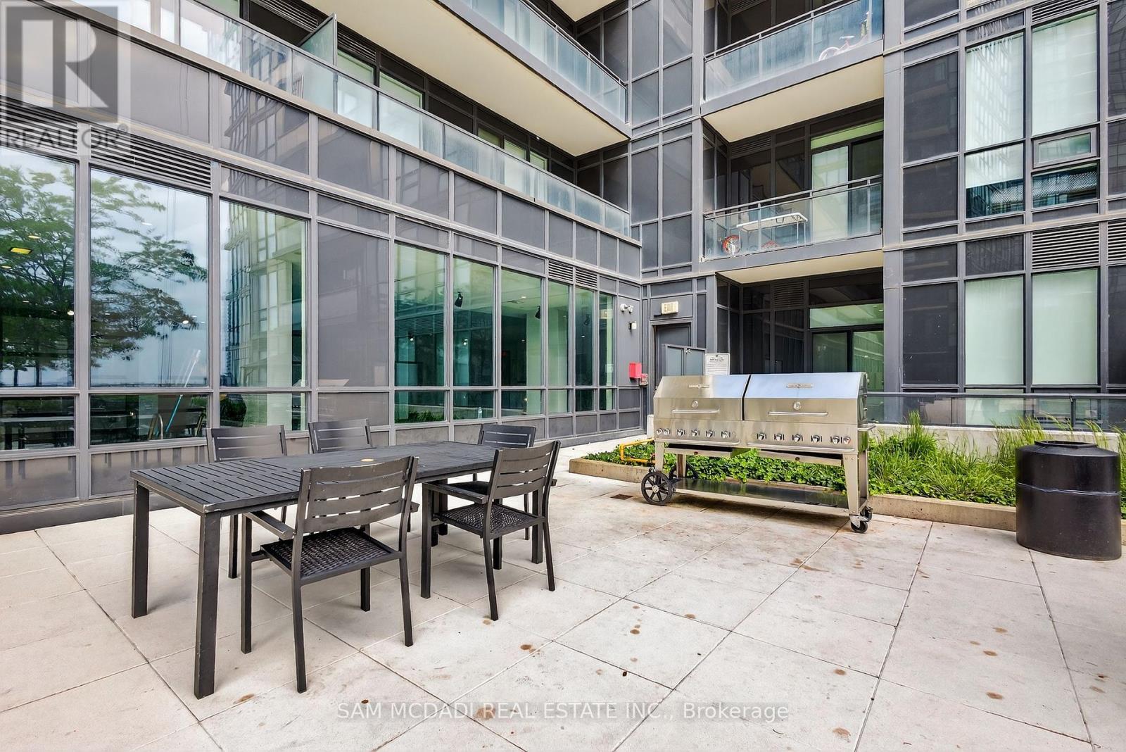 1706 - 4011 Brickstone Mews, Mississauga, Ontario  L5B 0G3 - Photo 23 - W12452749