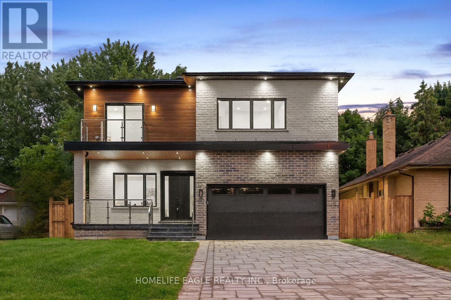 11 GLEN MUIR DRIVE, Toronto, Ontario