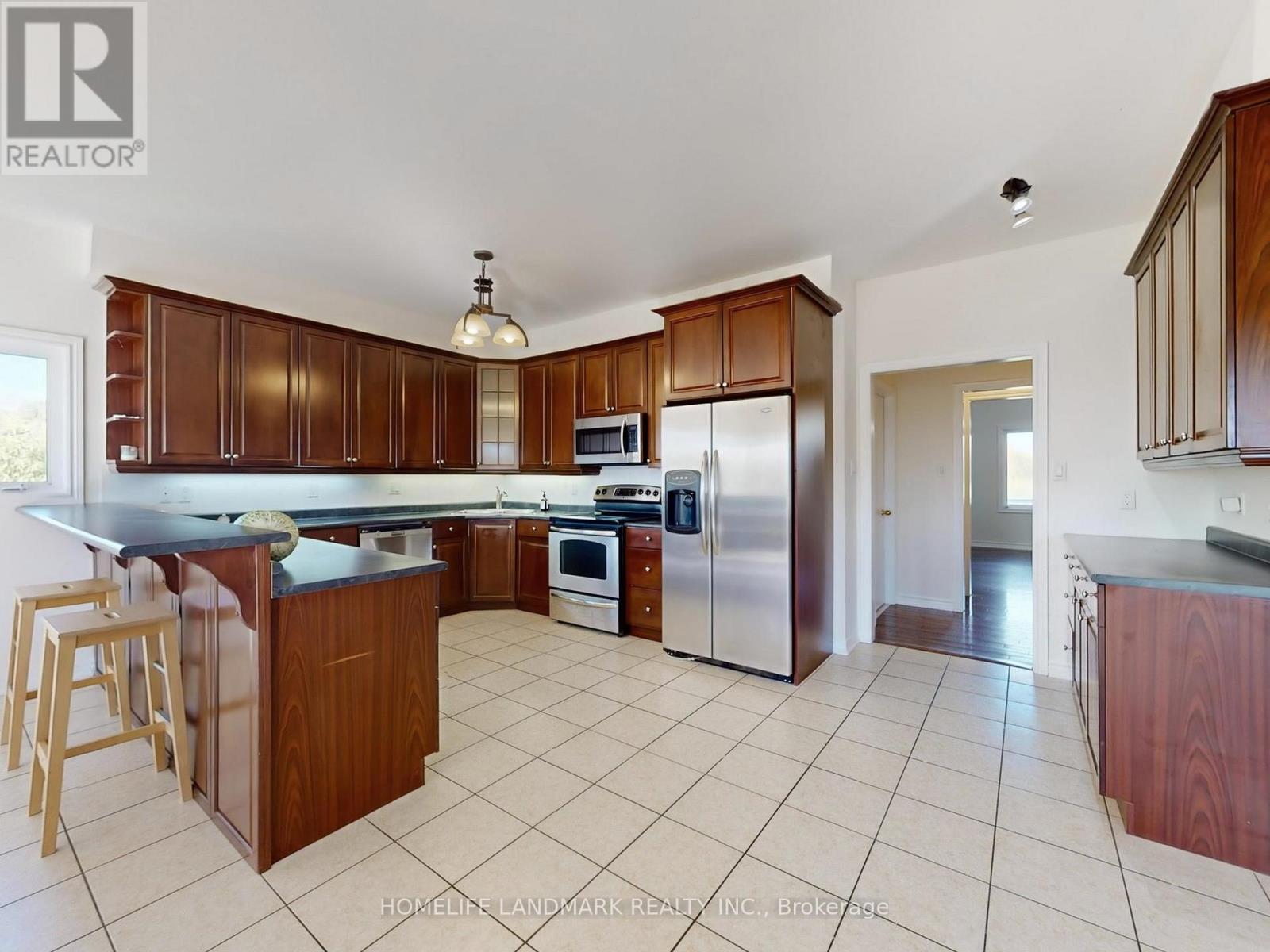 3668 Harmony Road N, Oshawa, Ontario  L1H 8L7 - Photo 8 - E12451856