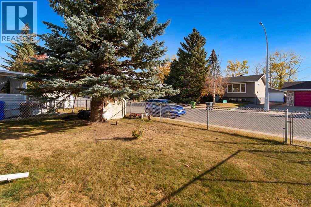 4102 Silverpark Estates Close, Olds, Alberta  T4H 1B4 - Photo 32 - A2263086