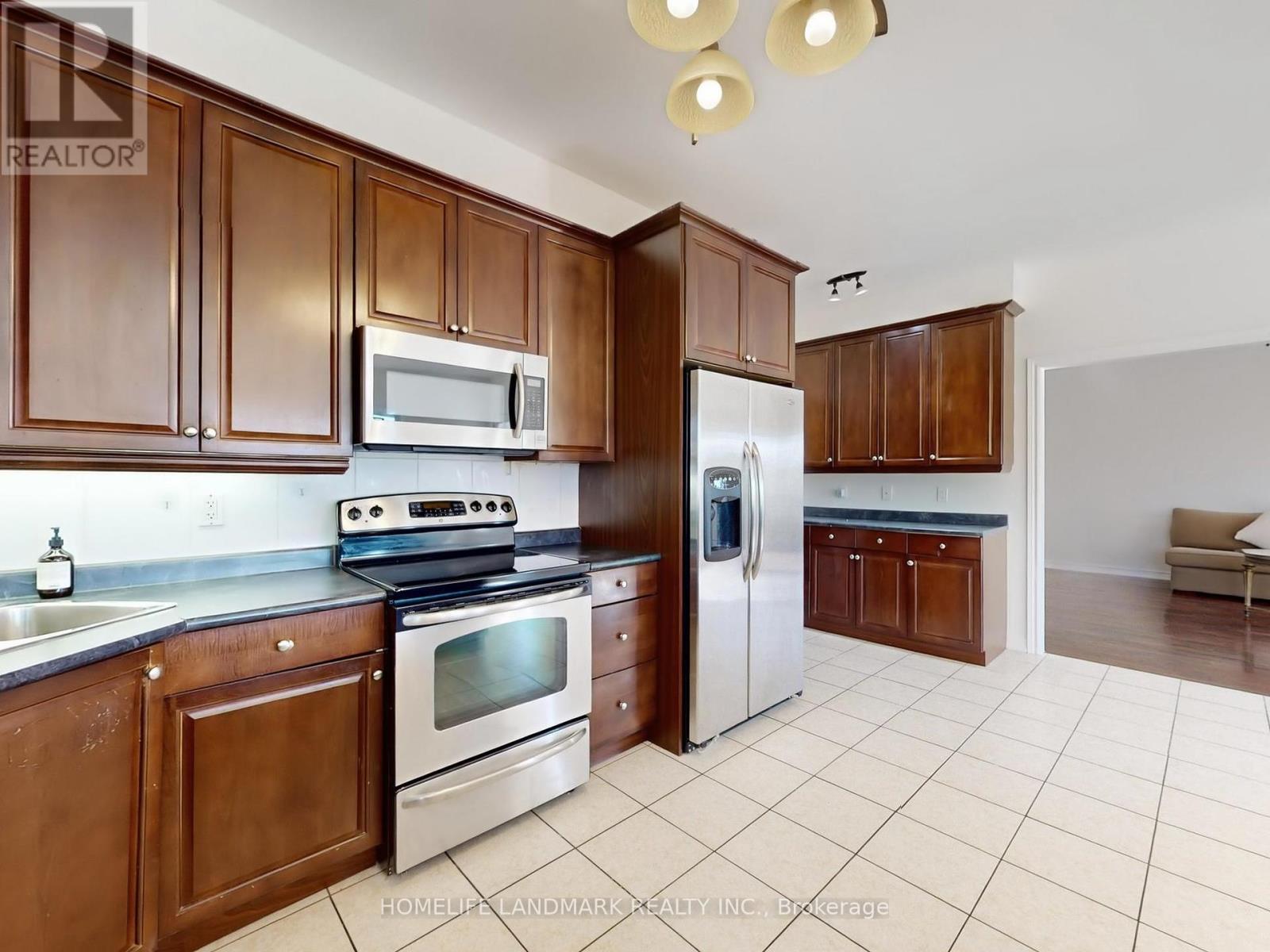 3668 Harmony Road N, Oshawa, Ontario  L1H 8L7 - Photo 9 - E12451856