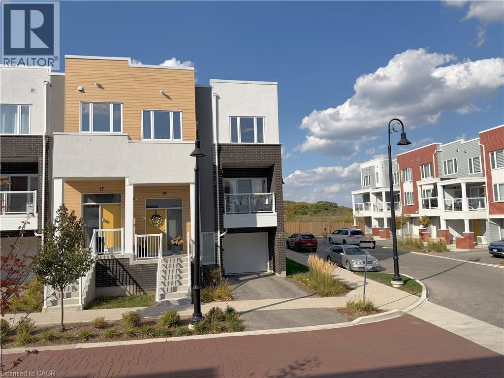 19 Visionary Avenue Unit# 98, Kitchener, Ontario  N2R 0R7 - Photo 1 - 40777707