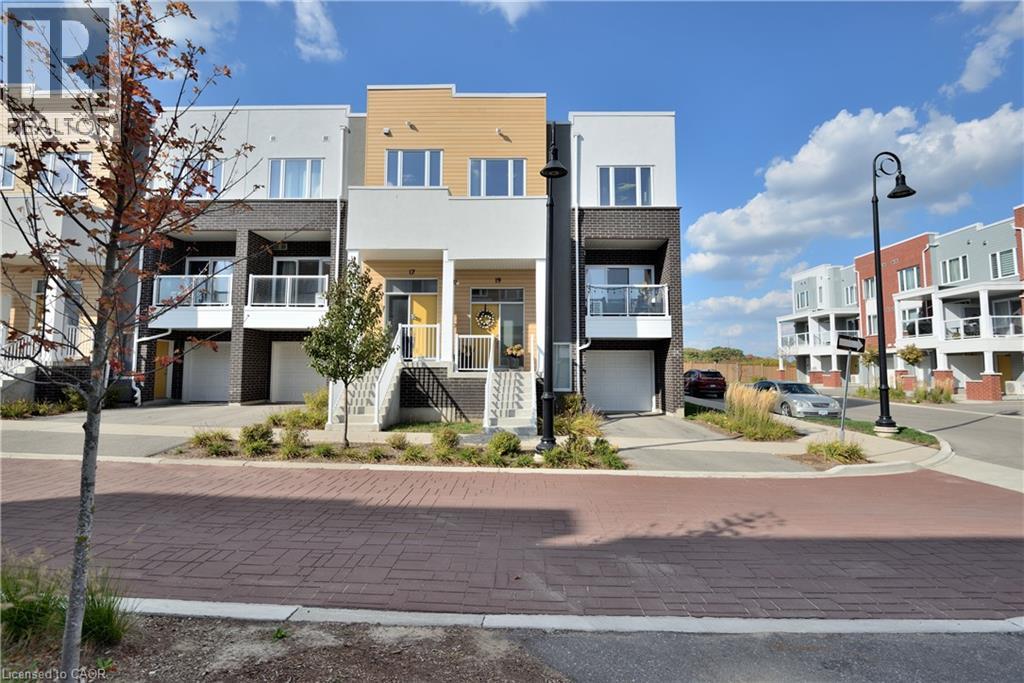 19 Visionary Avenue Unit# 98, Kitchener, Ontario  N2R 0R7 - Photo 2 - 40777707