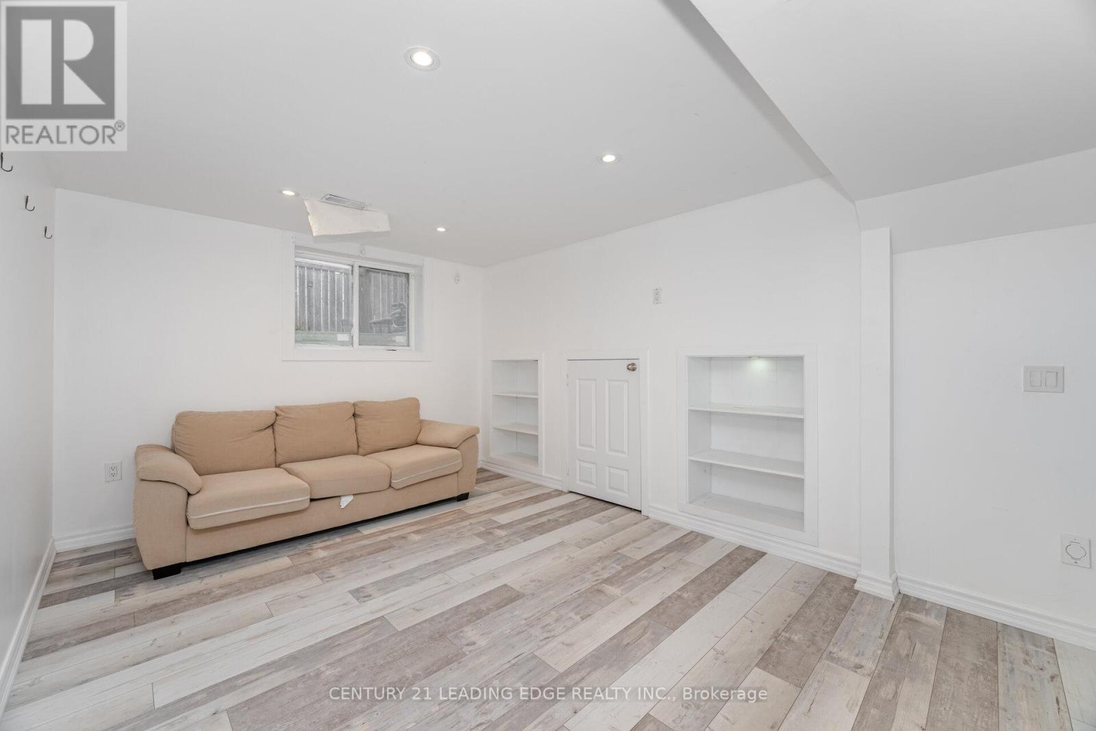 Basement - 138 Alexander Road, Newmarket, Ontario  L3Y 3J5 - Photo 4 - N12447766
