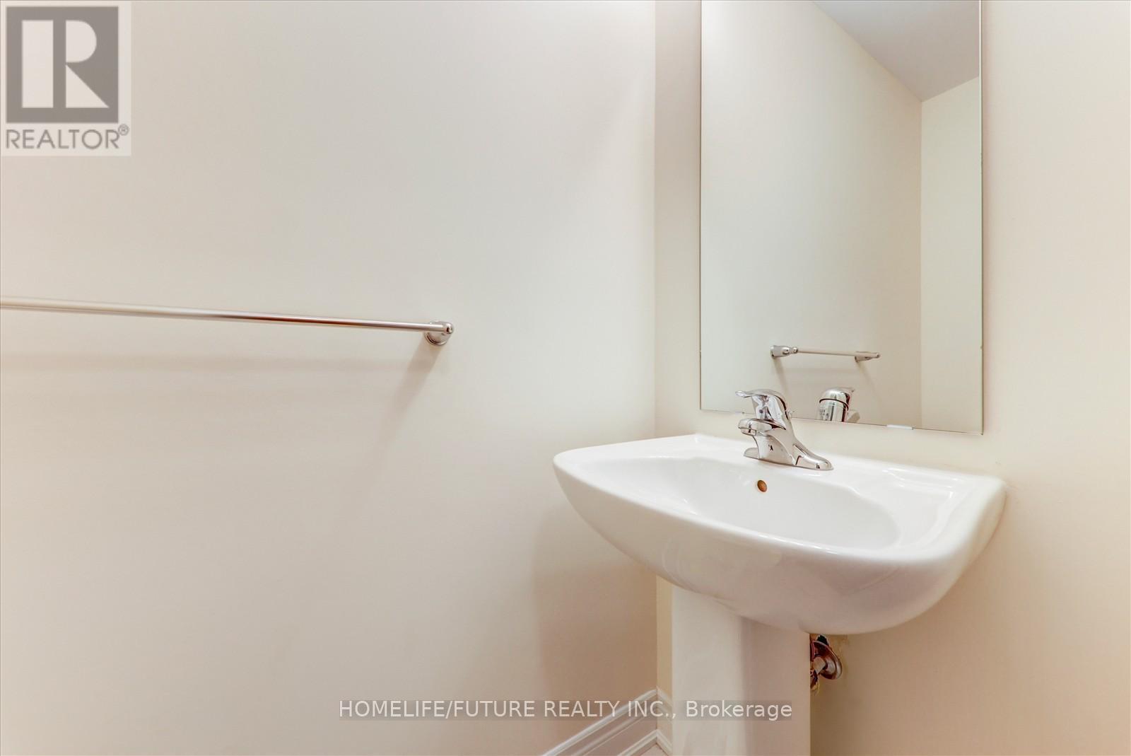 317 Kirkham Drive, Markham, Ontario  L3S 0E9 - Photo 9 - N12450827
