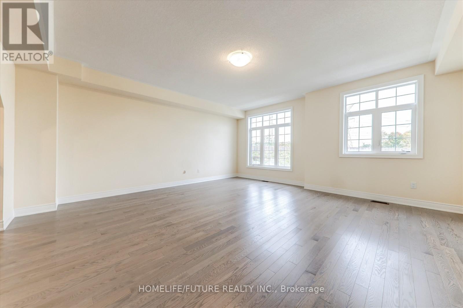 317 Kirkham Drive, Markham, Ontario  L3S 0E9 - Photo 12 - N12450827