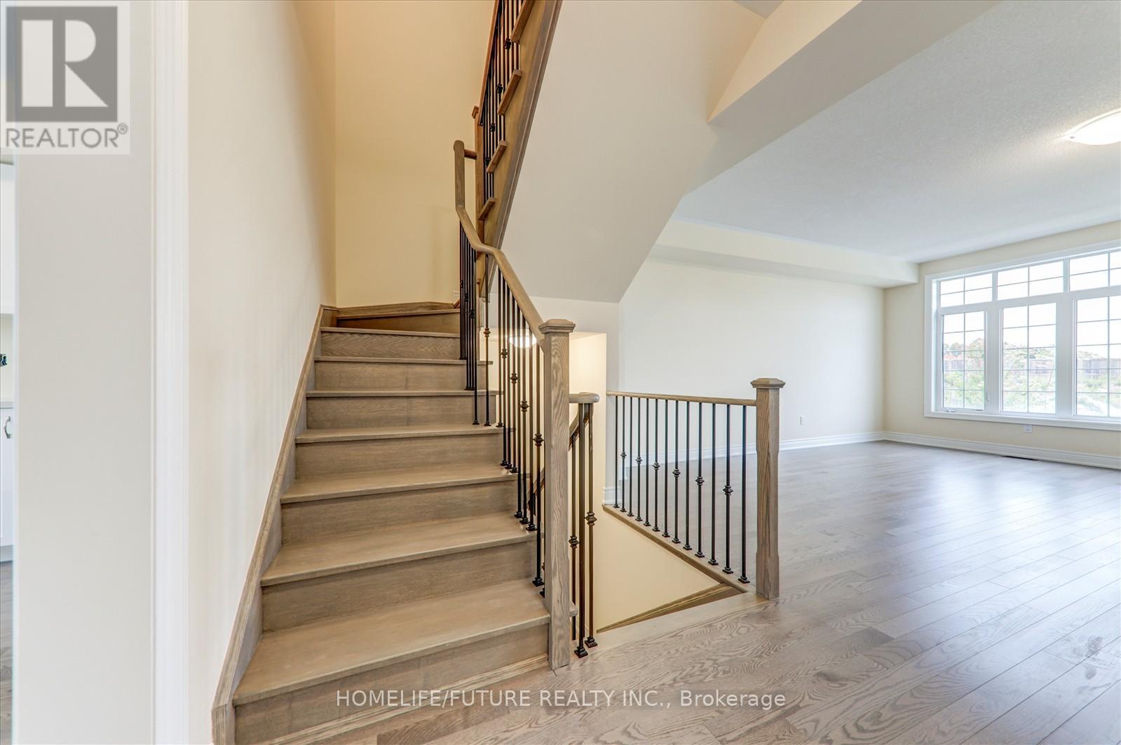 317 Kirkham Drive, Markham, Ontario  L3S 0E9 - Photo 21 - N12450827