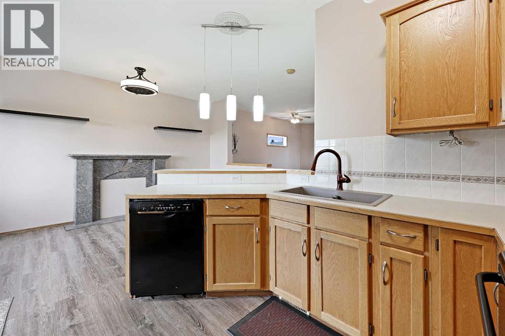 30 Meadowpark Place, Carstairs, Alberta  T0M 0N0 - Photo 13 - A2261073