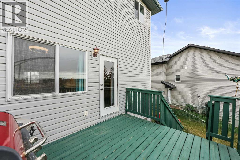30 Meadowpark Place, Carstairs, Alberta  T0M 0N0 - Photo 35 - A2261073