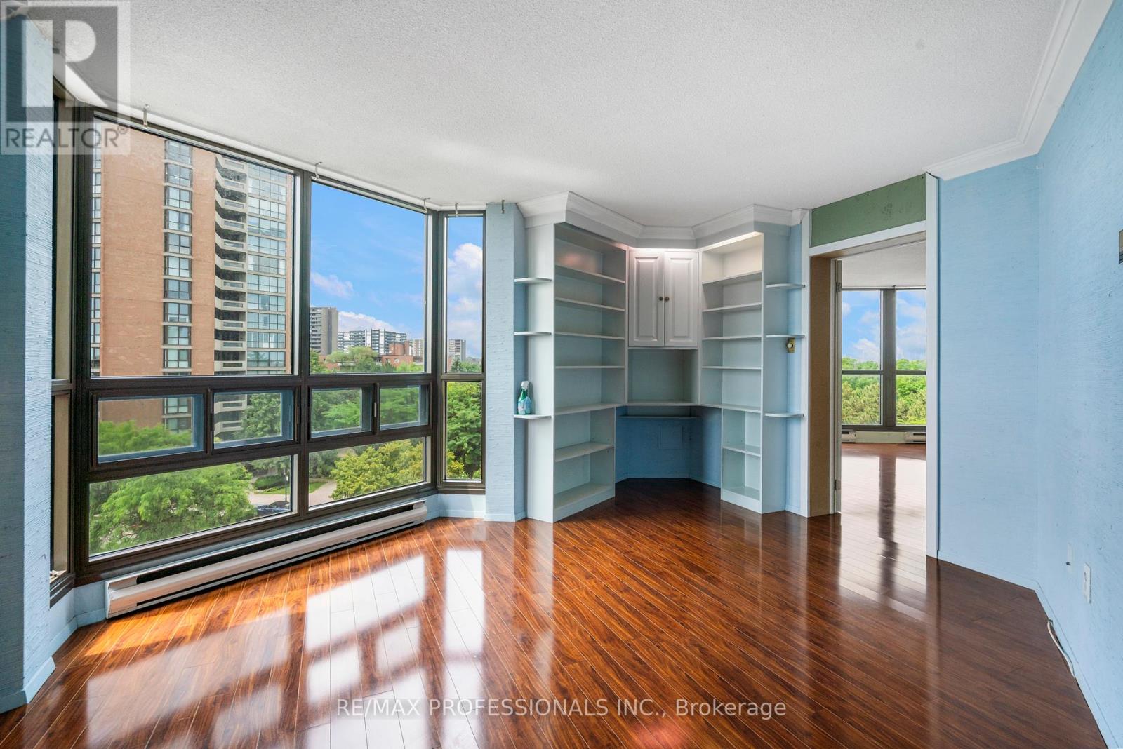 601 - 2010 Islington Avenue, Toronto, Ontario  M9P 3S8 - Photo 14 - W12452712