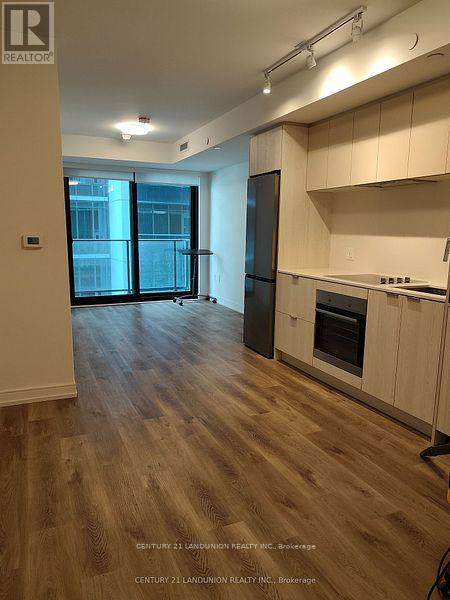 816 - 1 Jarvis Street, Hamilton, Ontario  L8R 3J2 - Photo 3 - X12452691