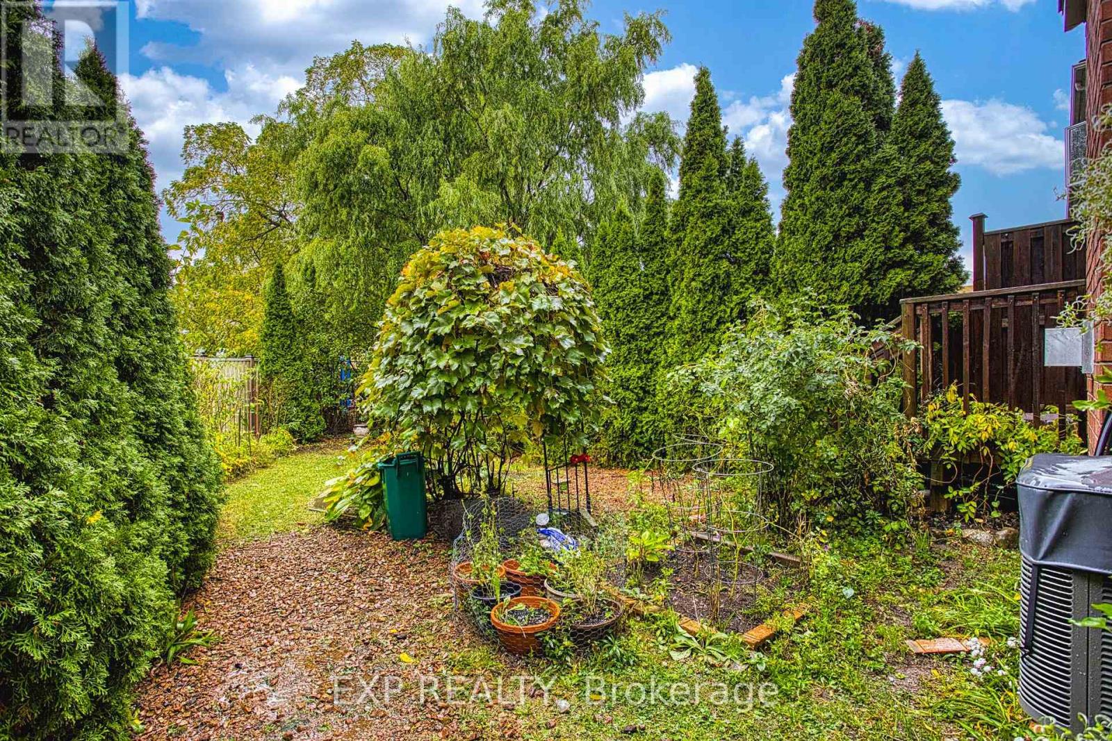15 Chloe Street, St. Catharines, Ontario  L2P 2Y2 - Photo 31 - X12452706