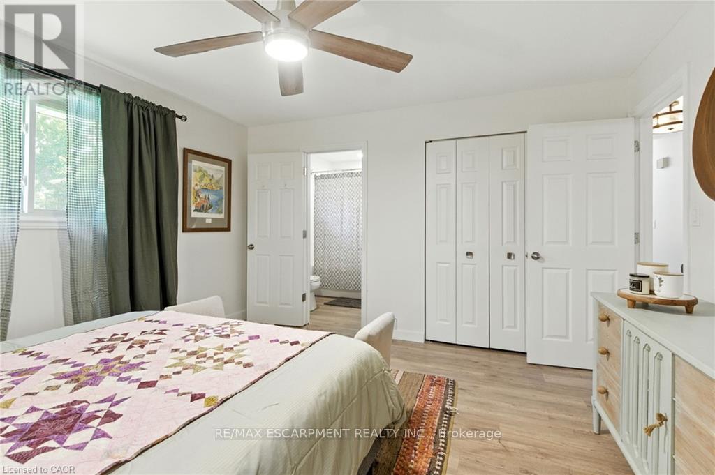 19 Wallace Place, Haldimand, Ontario  N3W 1G4 - Photo 20 - X12452725