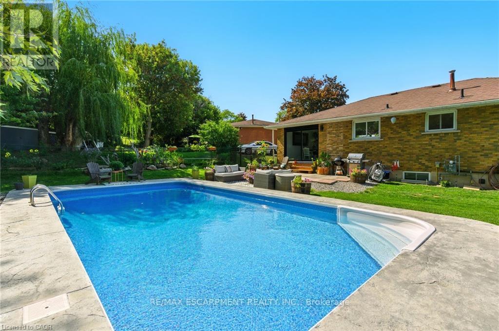 19 Wallace Place, Haldimand, Ontario  N3W 1G4 - Photo 39 - X12452725